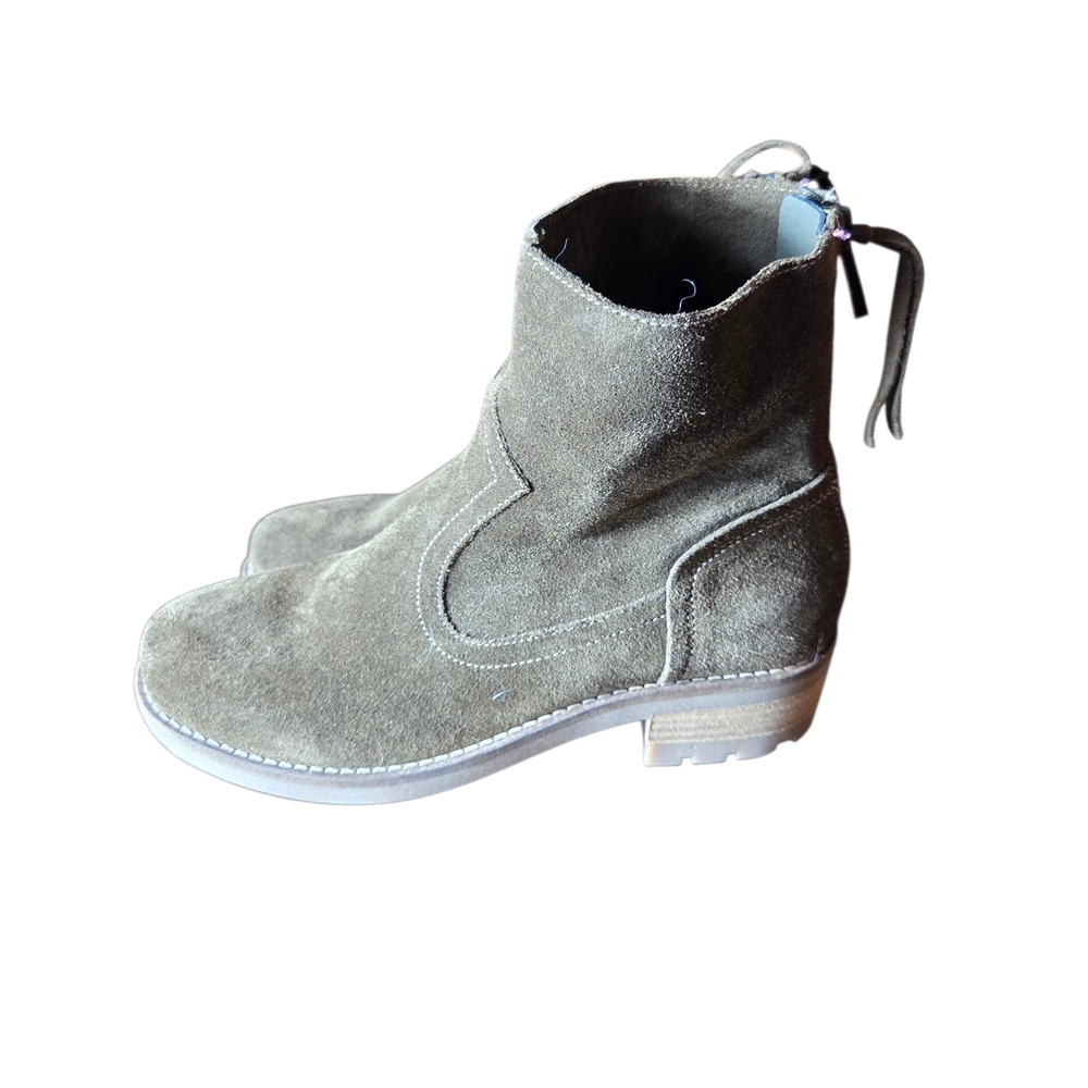 Women's Suede Ankle Booties in Olive Taupe Size 6.5